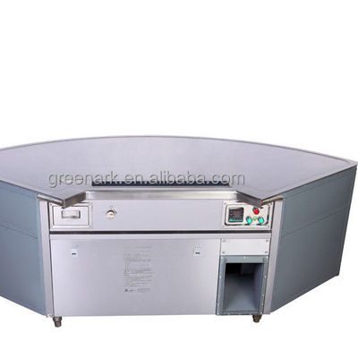 주문 9 Seats Fan Shape Teppanyaki Grill Table with 20mm Thick Food-Grade Alloy Steel and 380V/8KW Power 온라인 제조